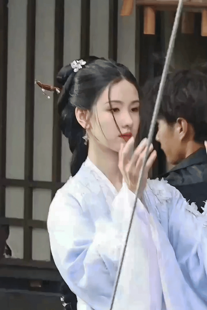 #陈都灵程潇大梦归离路透视频#美亖我惹[舔屏] ​​​