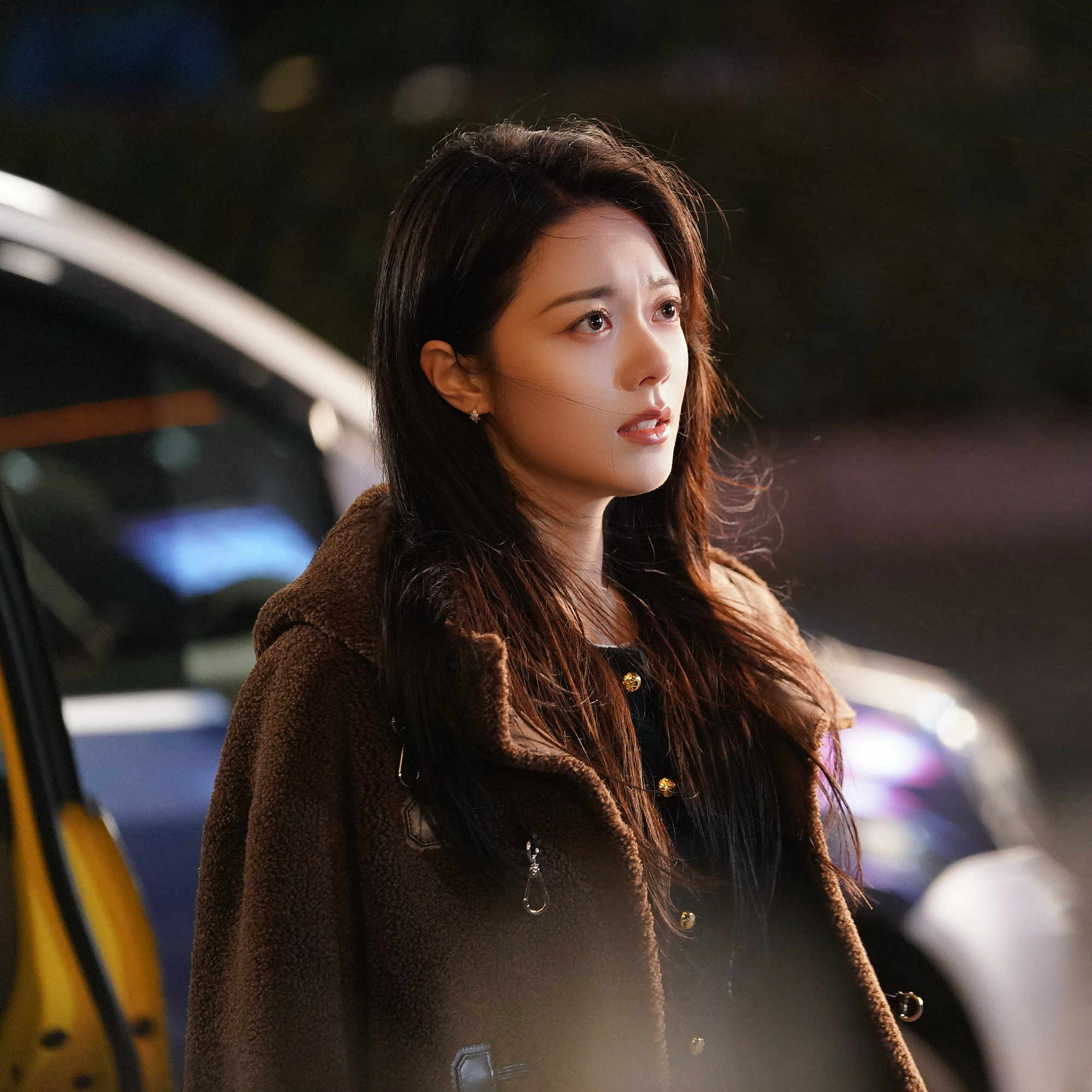 你凭什么对我有误解？就因为别人说的话？可是我们相处了那么久，我做过那么多事，说过