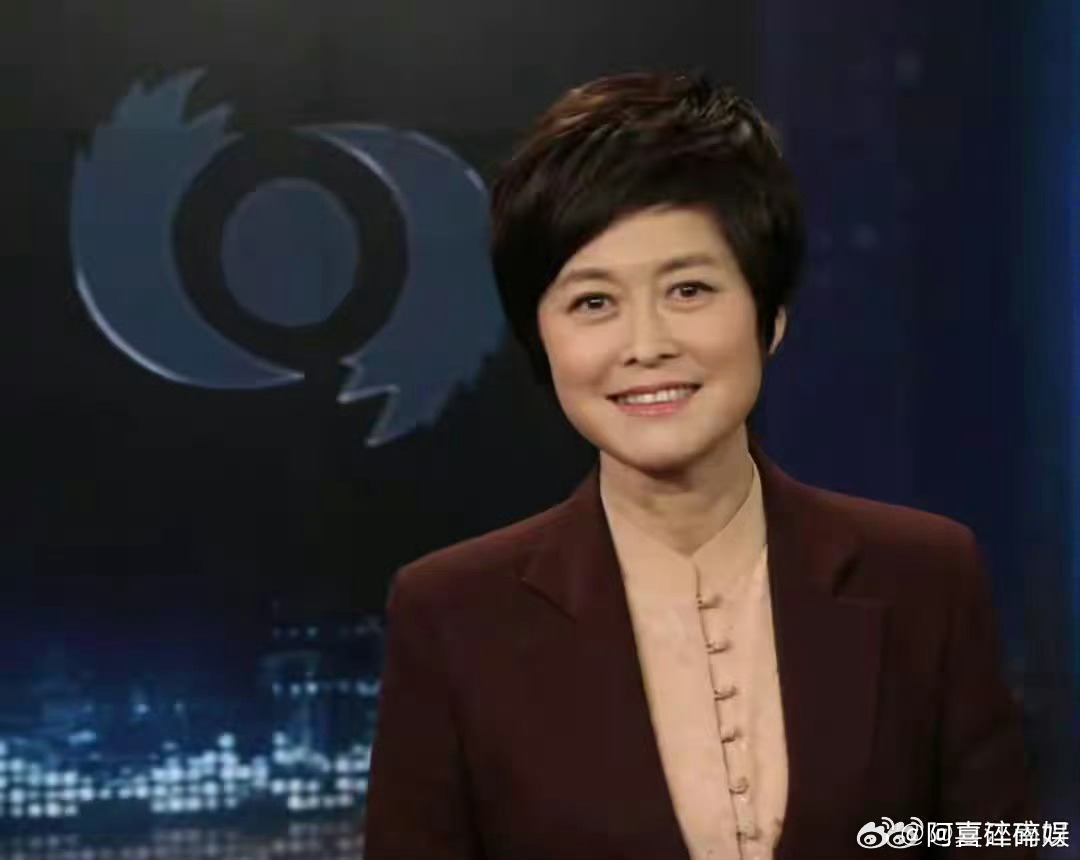 崔永元曝敬一丹抢救过程崔永元发文悼念敬一丹，并且透露敬一丹曾短暂恢复自主呼吸，一