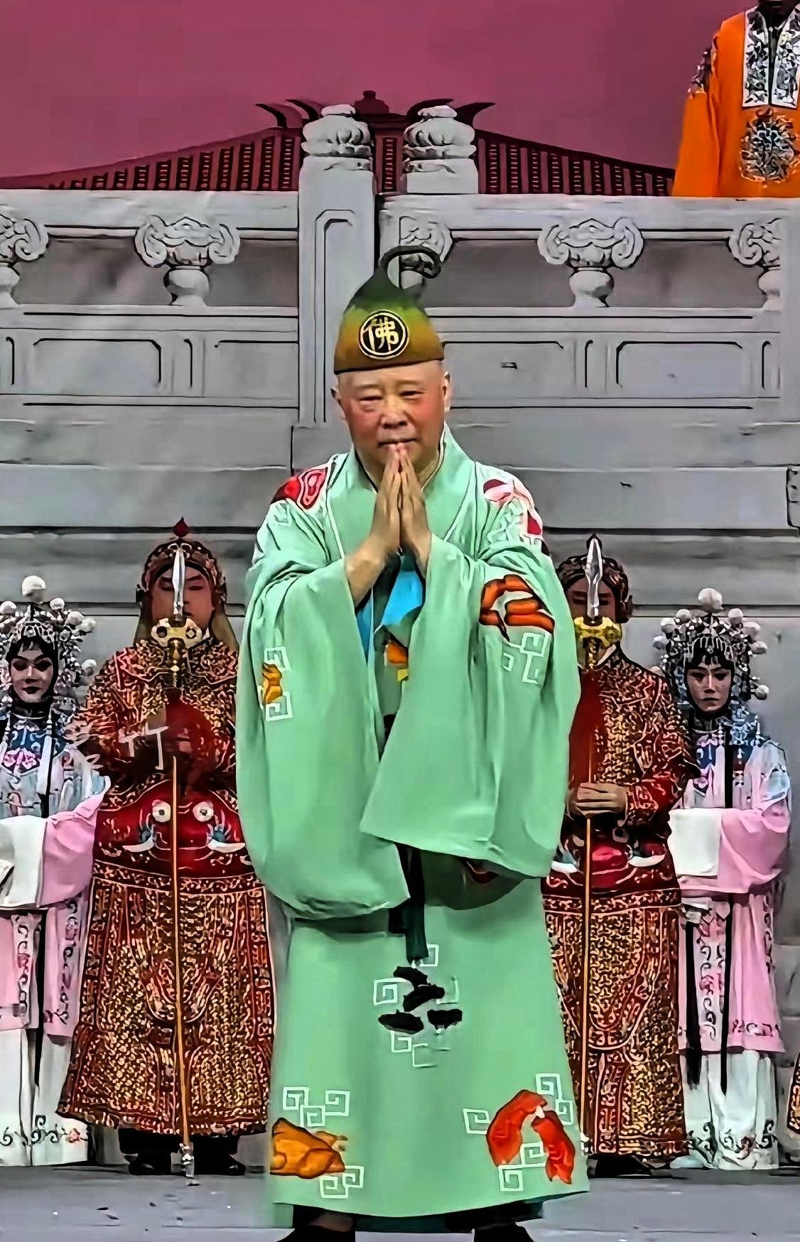 风波已经闹得沸沸扬扬，现在大家都在观望，这件事最后会走向什么样的结局。官方已经启