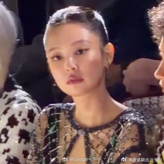 Jennie和Maddy看起来像同一个人你别说 你还真别说一旦接受这个设定…不过