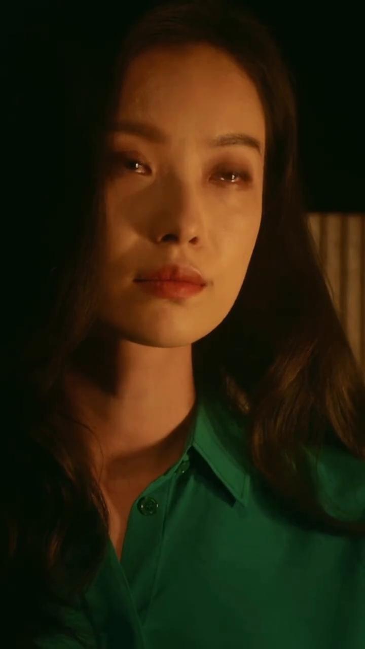 这里渐渐带遍世界，幽望着青海，这个不叫不够捣蛋鬼，在小跑腿跑毛线球，一路追前的追