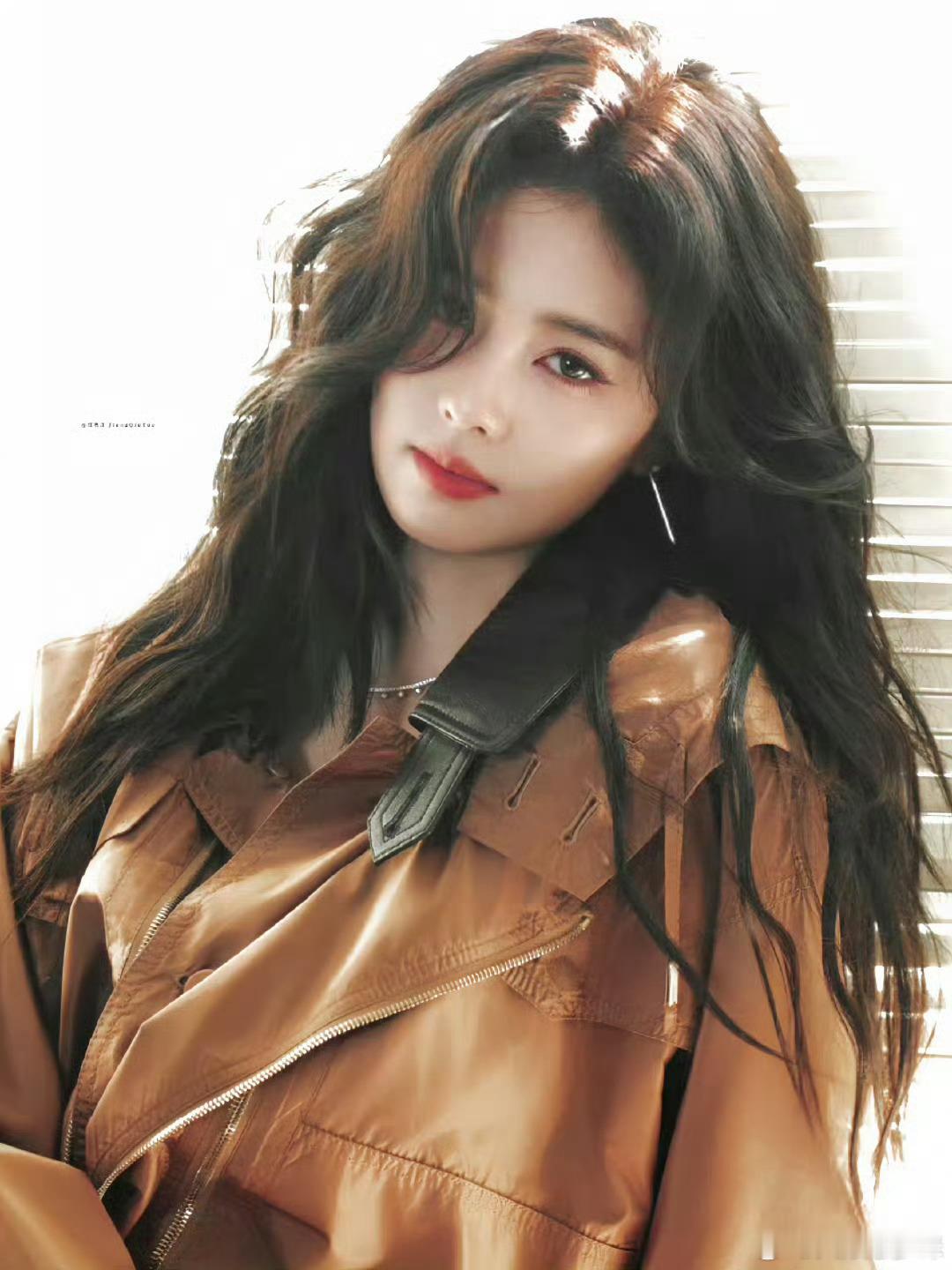 唐宫奇案 我的评分：王星越对白鹿贴脸玩梗这贴脸玩梗也太好磕了！王星越轻松接梗超自