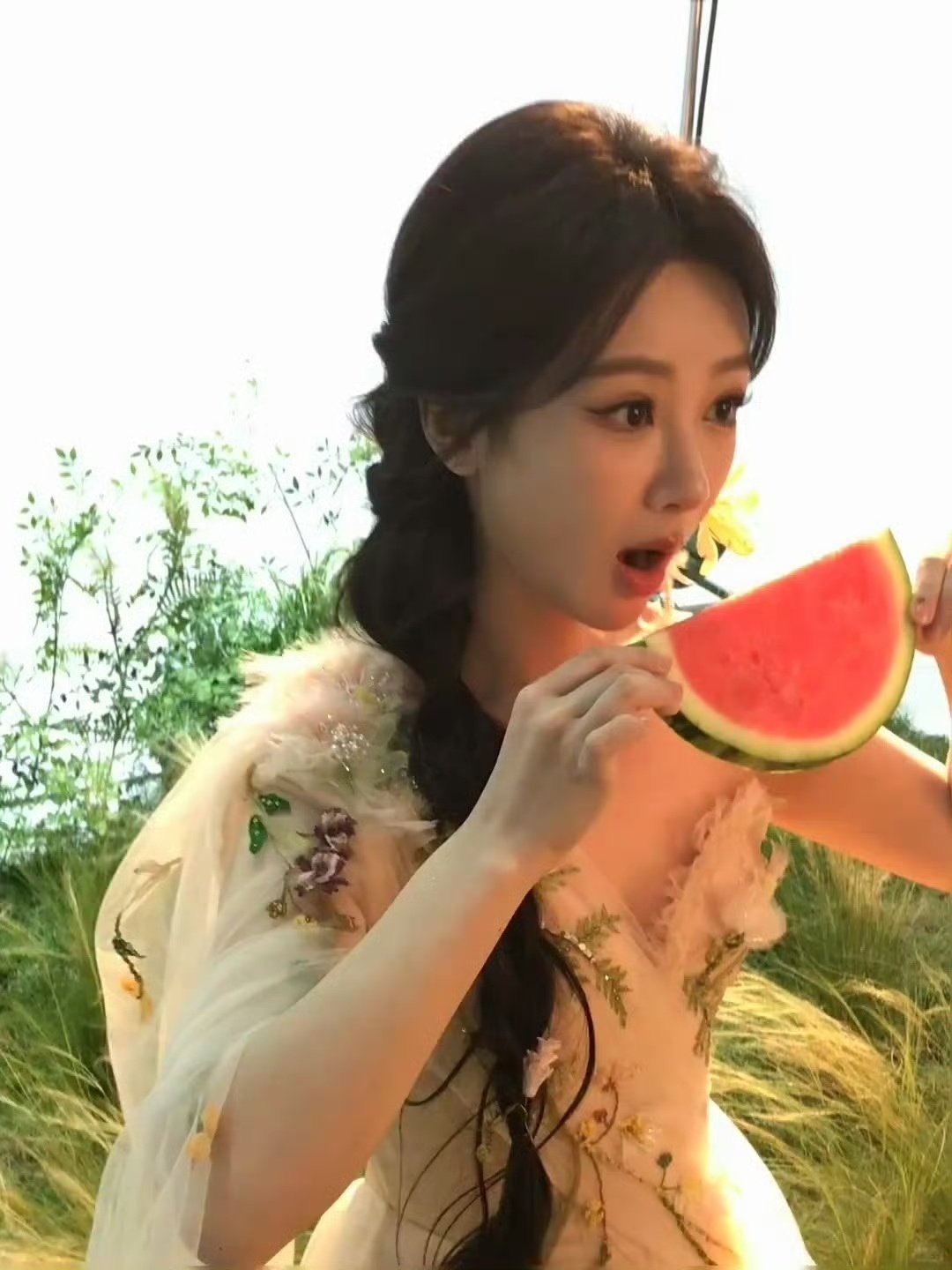 杨紫杨紫 live：某种意义上的时光机杨紫live杨紫ins自拍照杨紫
