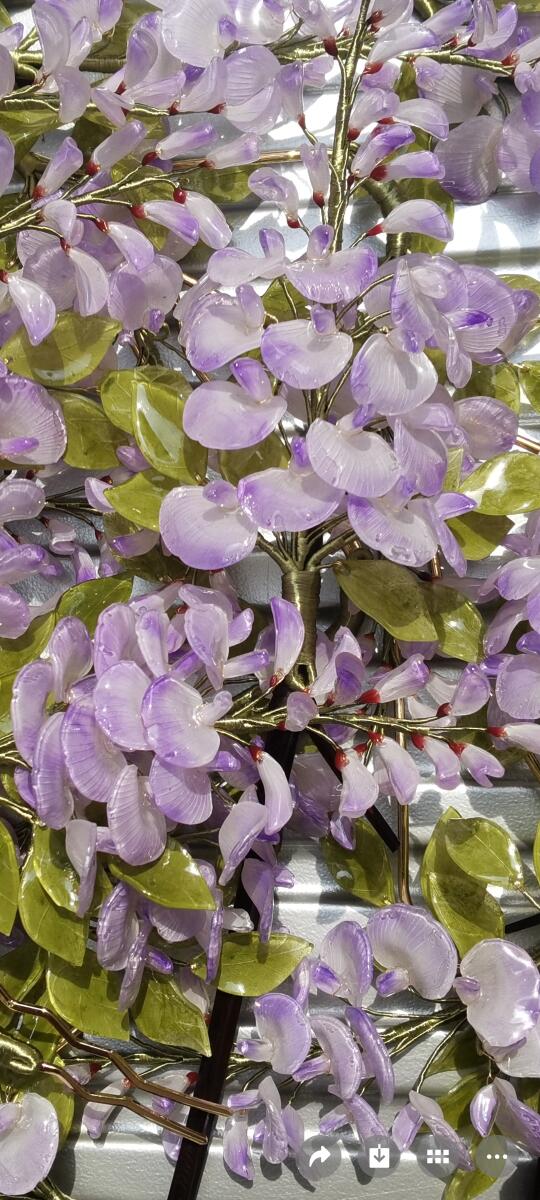 一行李箱热缩紫藤