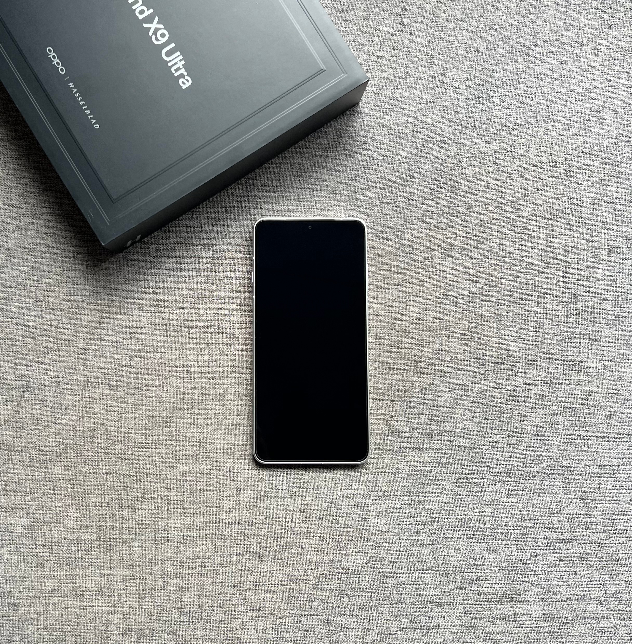 OPPO Find X9 Ultra 16+512G 极地冰川，屏幕完美，中框磕