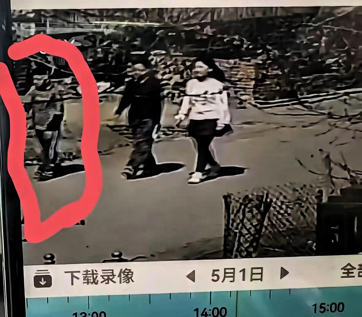 黑龙江绥化遇害的两名女孩，一个是姑姑一个是侄女，村子里人说，二人都是非常懂事、乖