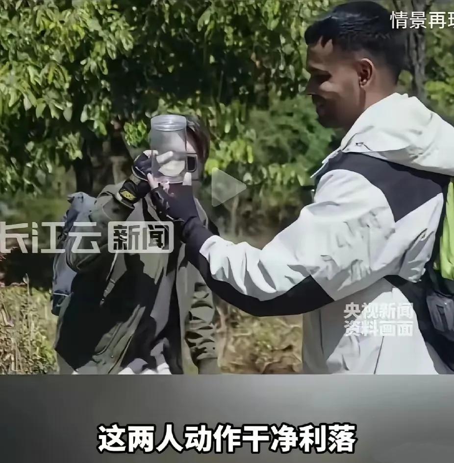 “立了大功”！武汉，一钓鱼佬郊外野钓，嫌2个老外一直在旁边吵，害他钓不到鱼，于是