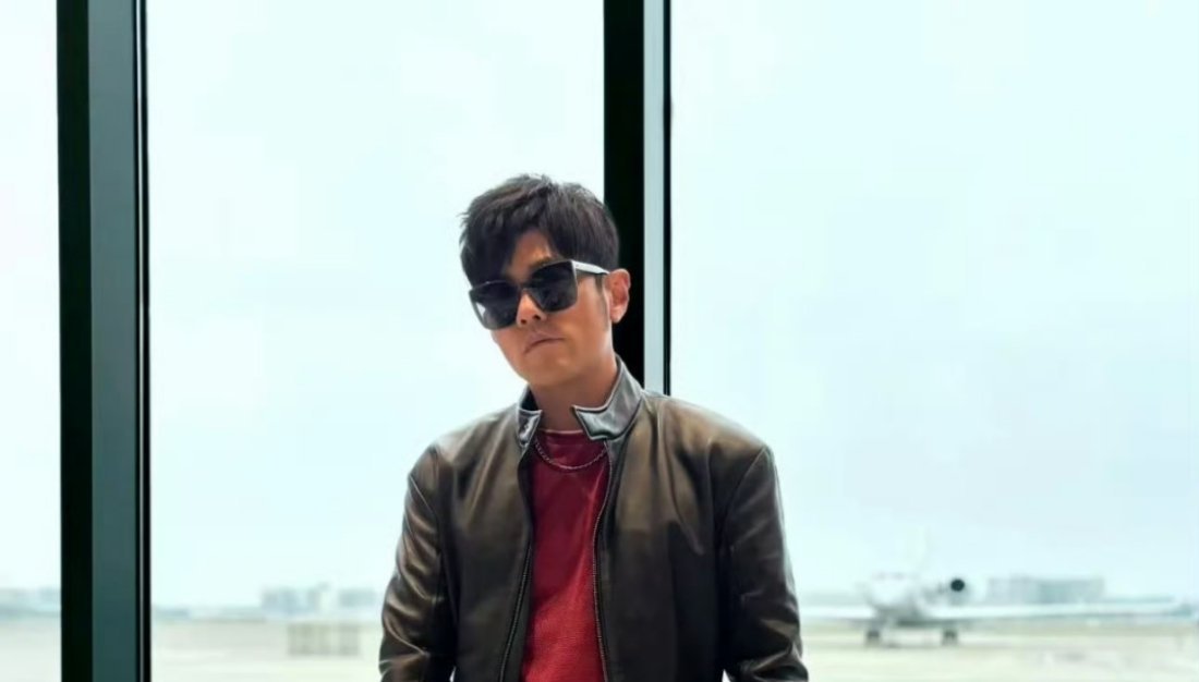 周杰伦说最近不需要修图 只是希望演唱会状态更好而已[开学季]期待今年暑假的新专辑