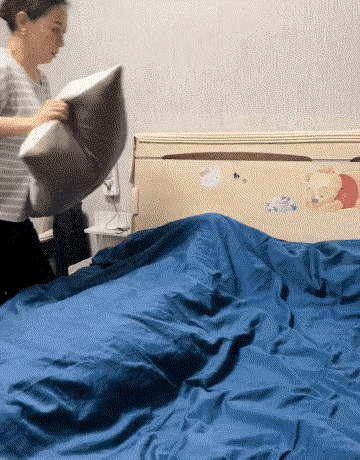 1 天呐！娶到这样的老婆太可怕！ [恐惧]
2 这兄弟可以处，绝对靠得住。
3 