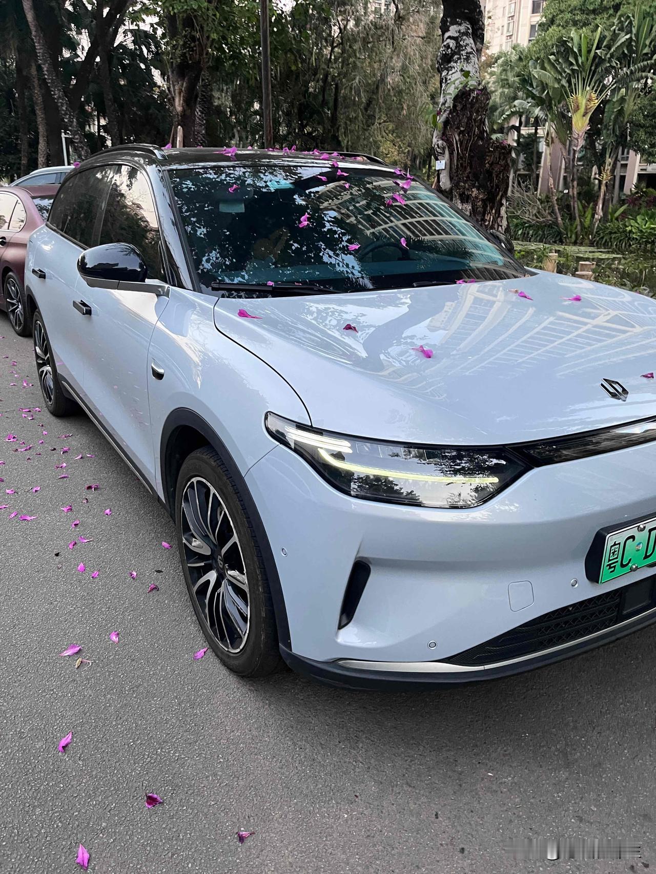 终于放假啦！拎着大包小包，开着我的C11从珠海启程回湛江老家过年咯，也看下第五个