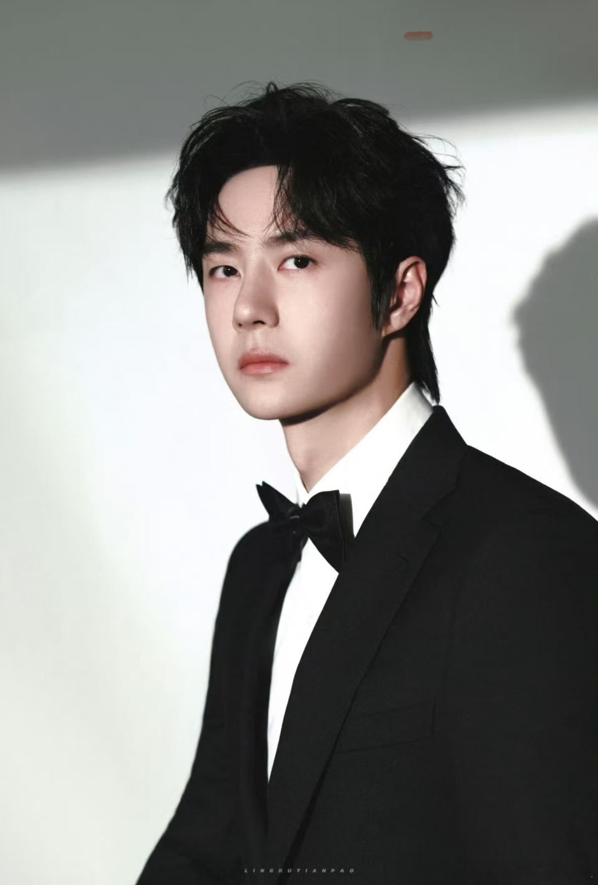 吴宣仪母亲与乐华谈判视频首曝光“我不是说她没看，其他人也都没看”“公司代表她都要