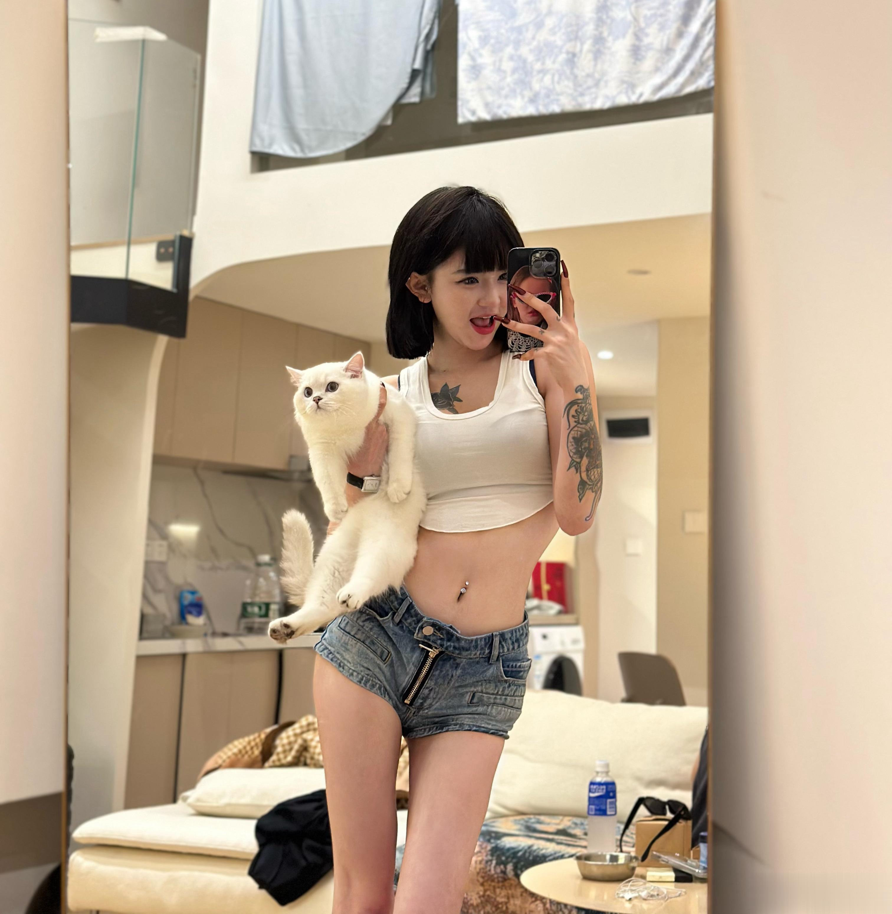 哈基米不理我🙂 ​​​
