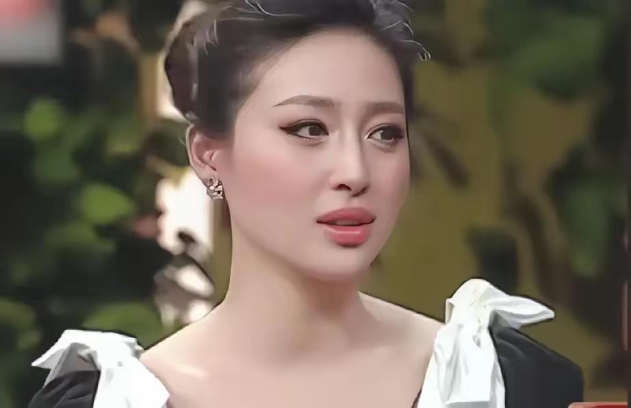 甘婷婷
剧照