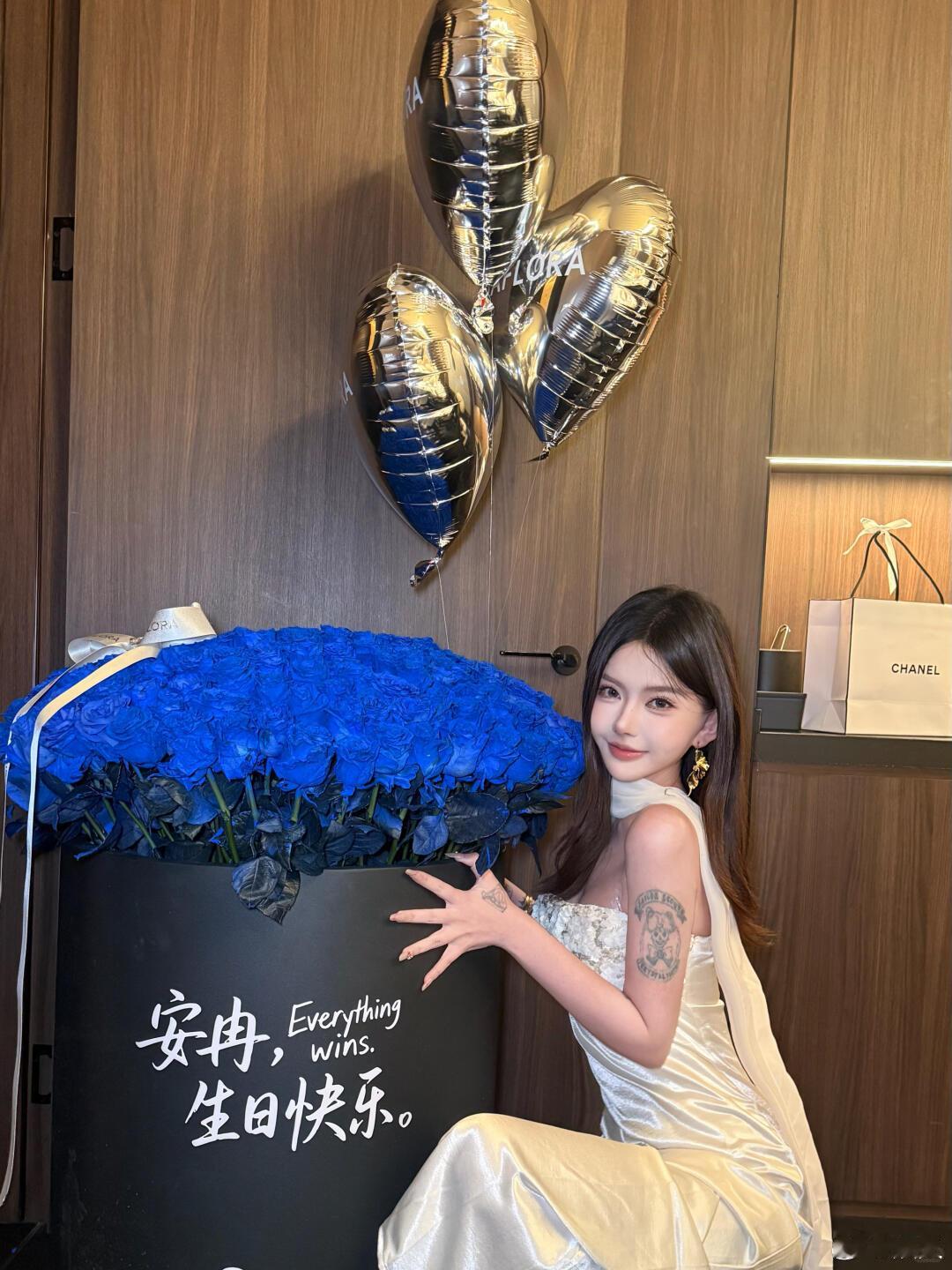 韩安冉说新男友给女儿花6千买衣服 出手是真大方啊，不光不花女方钱还倒贴，对继女也