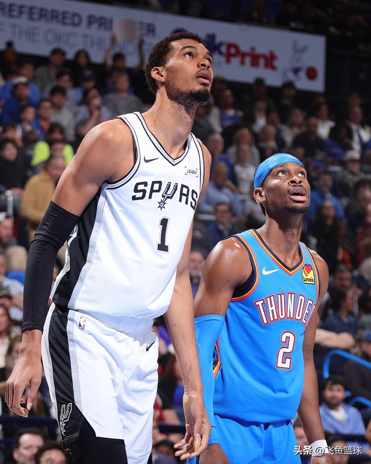 西部前二今天完全展示了两种不同风格的篮球，单从比赛观感，马刺显然要比雷霆精彩多了
