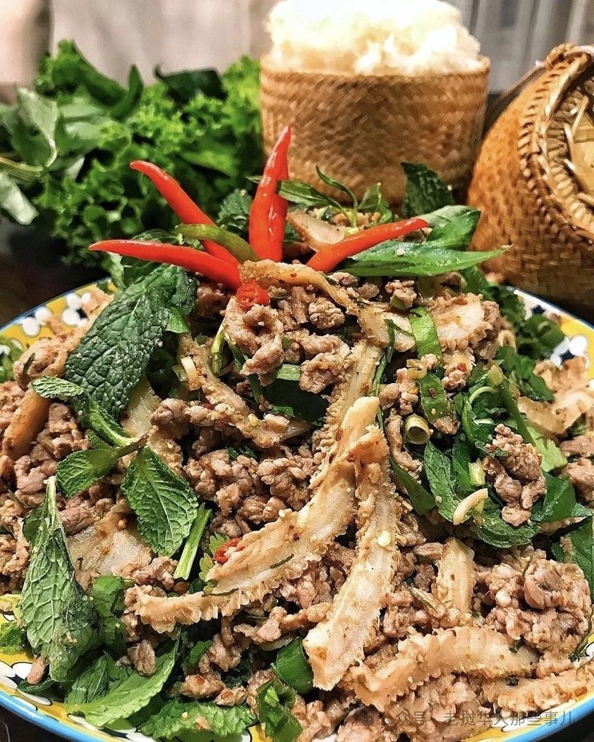老挝🇱🇦拉普（Laap）老挝🇱🇦
拉普（Laap）
老挝的国菜之一，这道