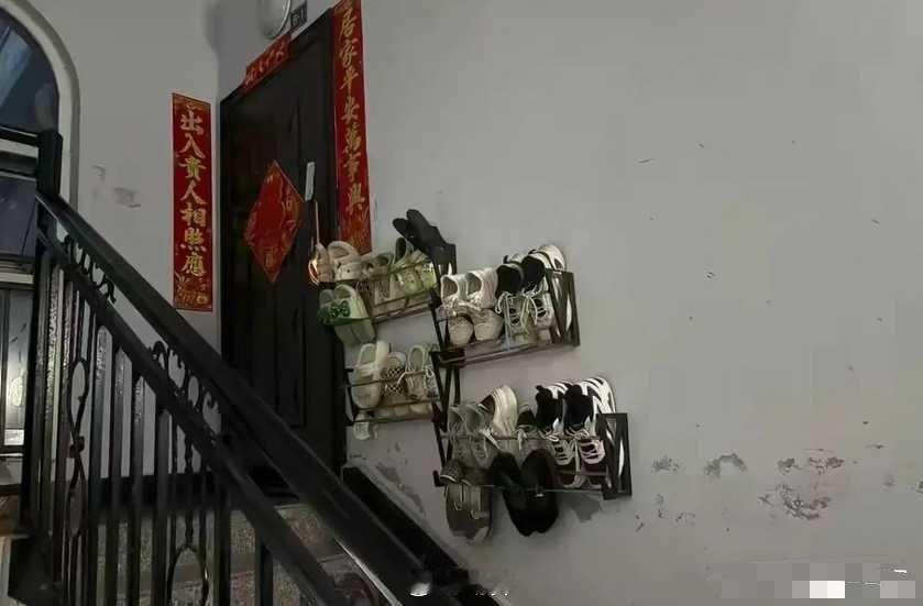 这空间是不占位置了，但走过去气味比较浓啊 