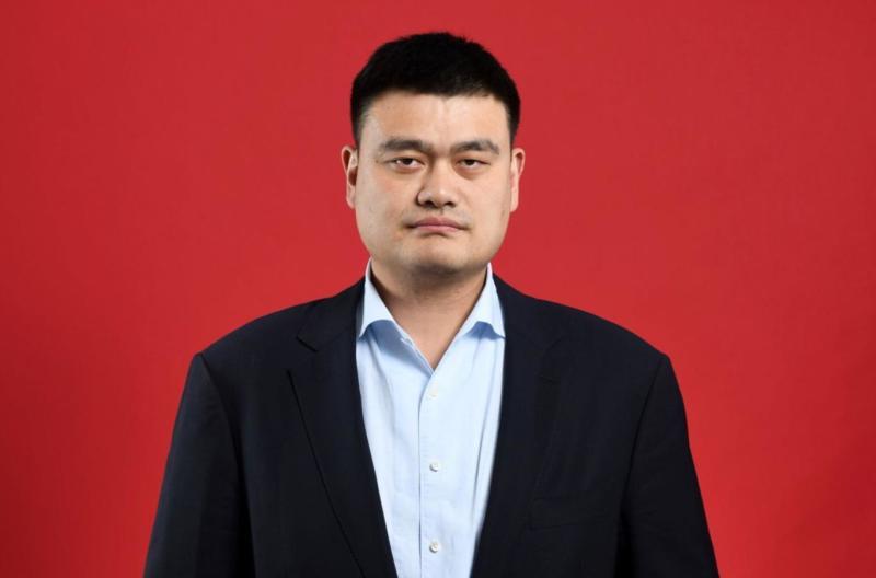 其实姚明2年前就看穿了郭士强能力不行，所以主动离职了？据了解2024年郭士强被“