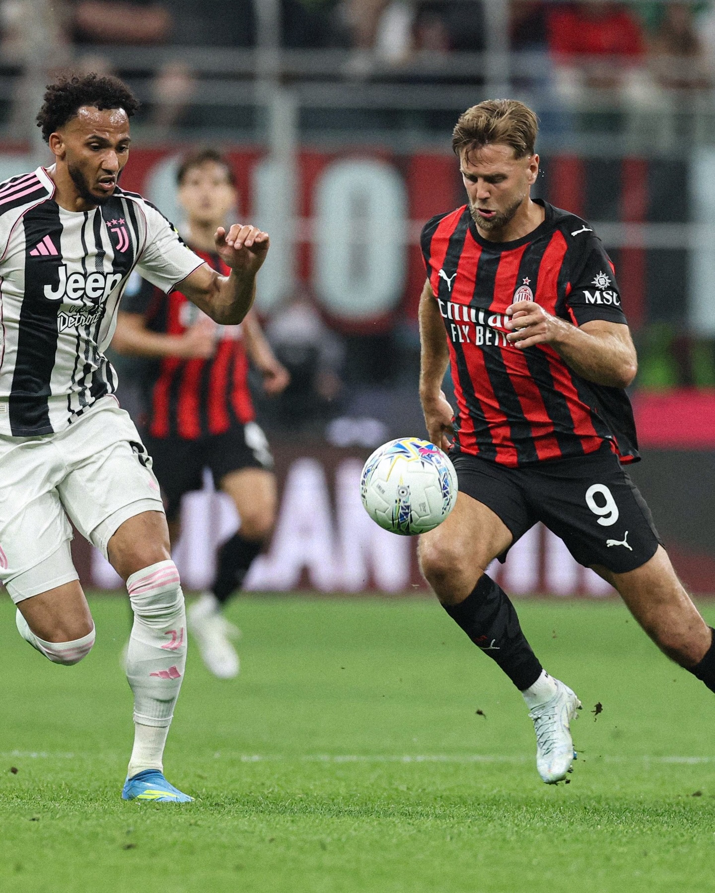 【菲尔克鲁格🇩🇪】 “距离我们的目标更近一步！还剩四场比赛。💪感谢大家的大