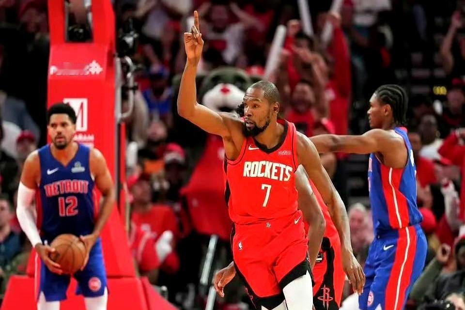 《火箭碰雷霆，控卫先“掉线”？》

雷霆的防守，简直是控卫的“噩梦副本”！

最