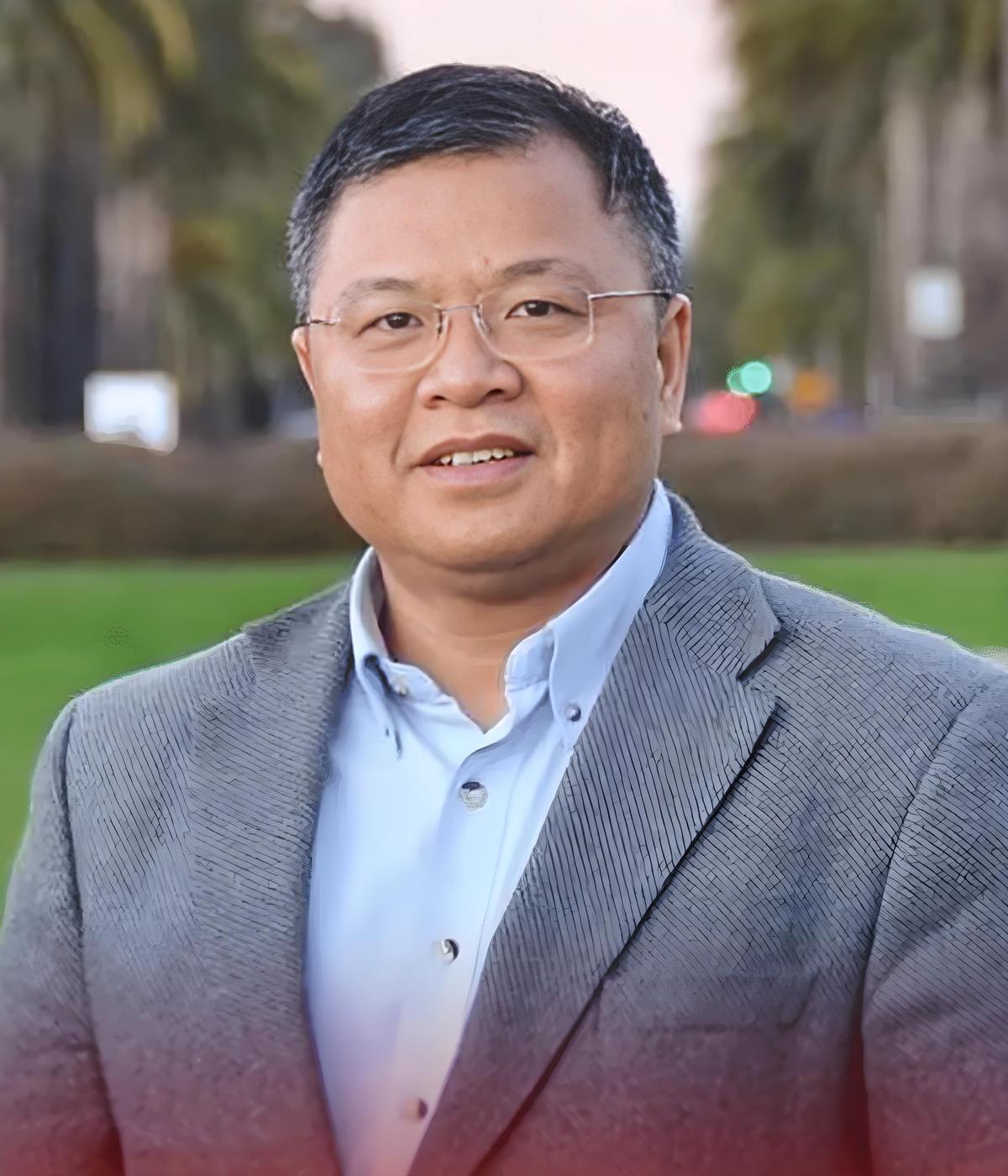 他是中国最伟大的战略科学家，被外界称为“科研疯子”，他的存在更是让美国航母直接后