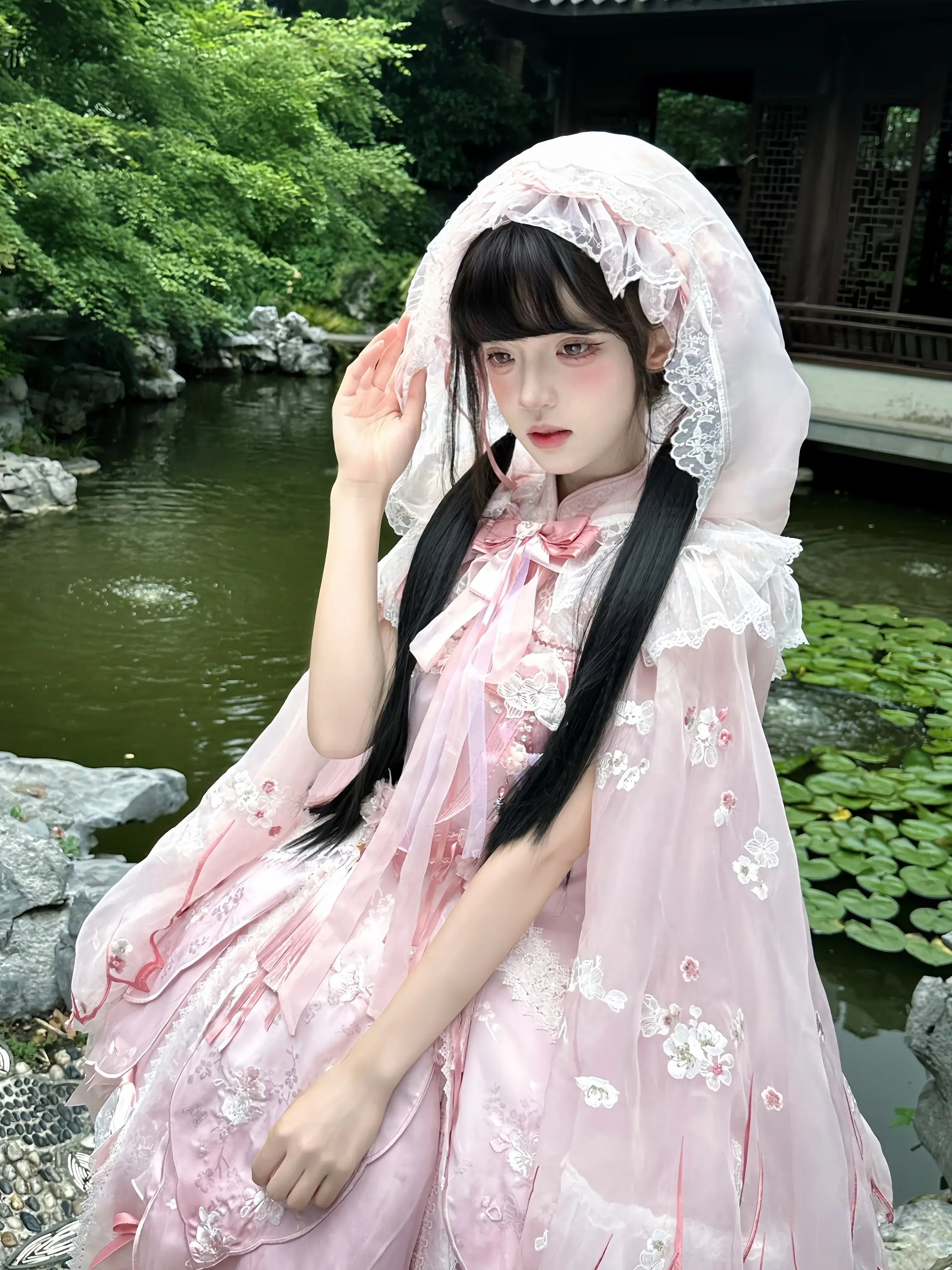 缘分本就浅薄 聚散离合都由不得你我