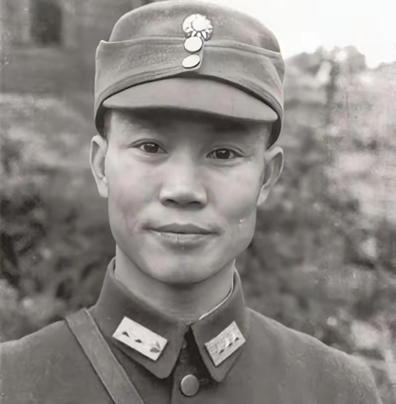 1948年，陈诚执意要查抄郭汝瑰的保险柜，眼看秘密即将全盘败露，郭汝瑰只做了一个