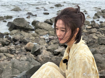 沈月拍出了徐志胜人生照片家人们，最近沈月为徐志胜拍出了所谓的 “人生照片”，这事