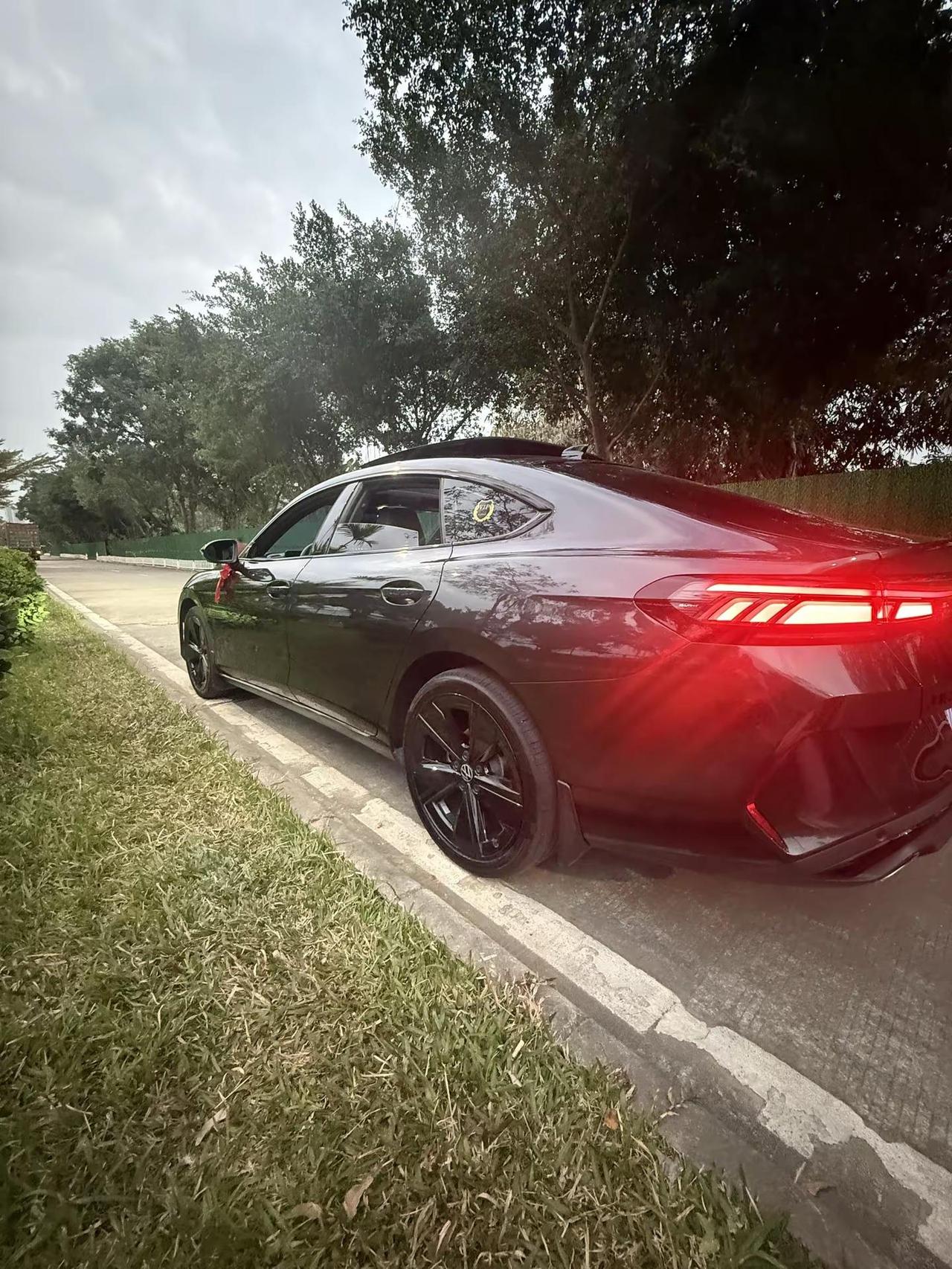 爱一个人从来都不是嘴上说说，而是你拿出实际行动去证明.凌渡