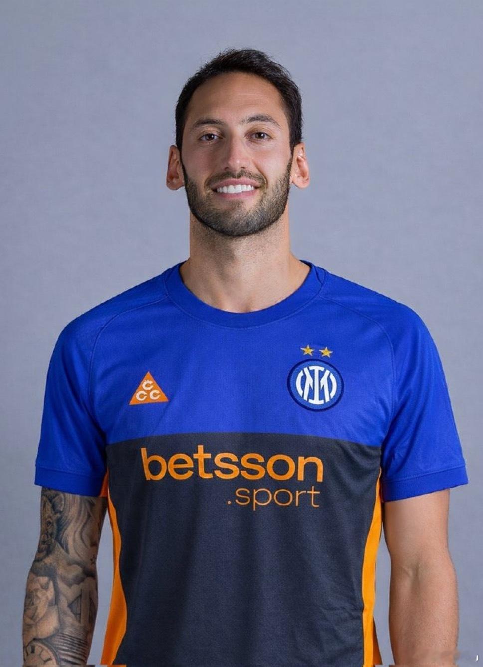 国米官宣了本赛季的第四球衣乌迪内斯vs国际米兰国际米兰热点现场 