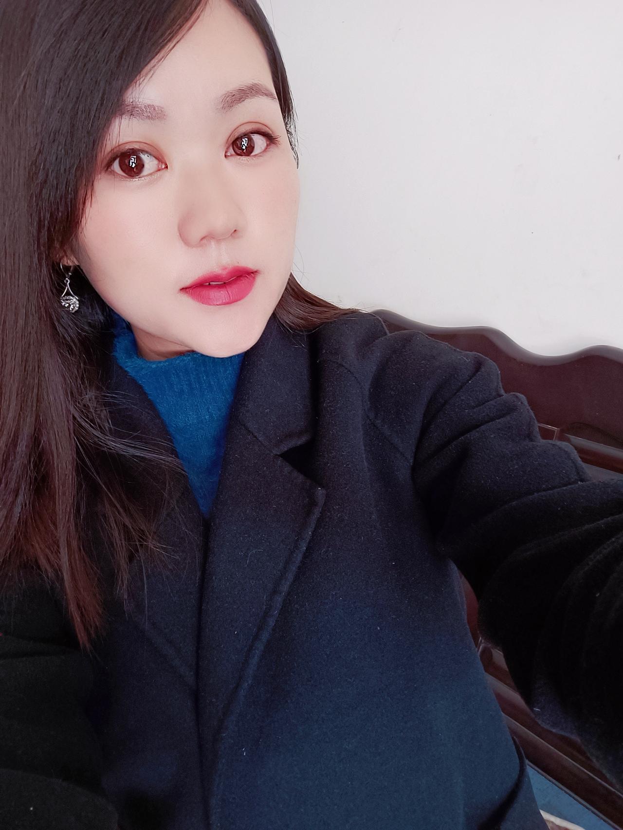 90年生35岁，中年失业后的挣扎：裁员后求职屡屡碰壁，35+年龄被嫌没冲劲，高薪