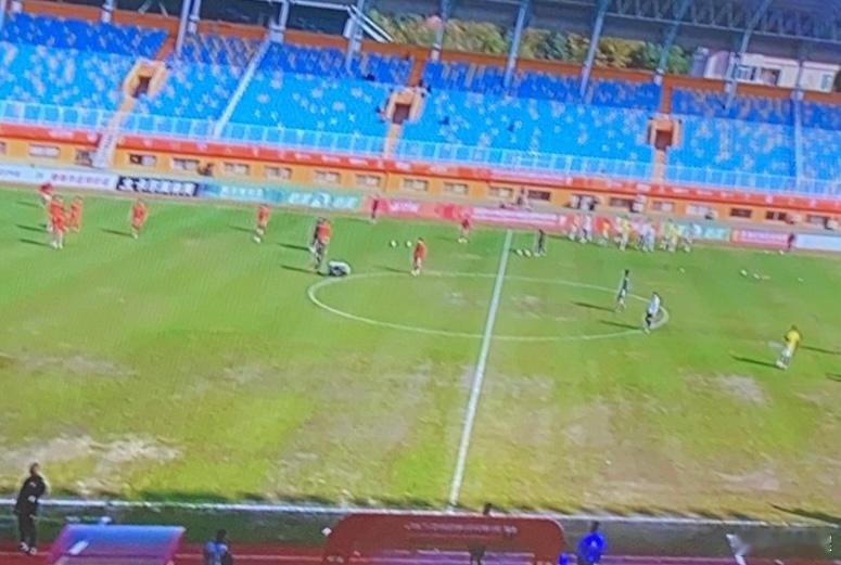 中甲最后两轮，全部同时开波，青岛紅狮的主场，草地是大家发挥的重要条件。，中甲直播