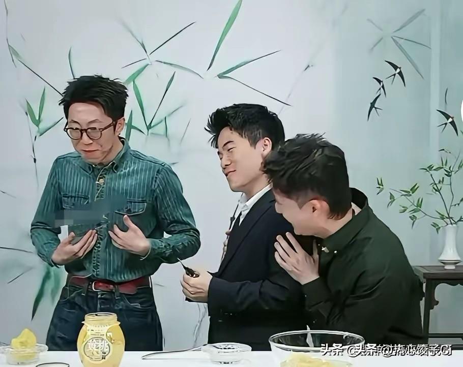 今天看到董董，汉森，宇辉直播时，董董，对于宇辉说，对于我们来说，希望你不要太辛苦