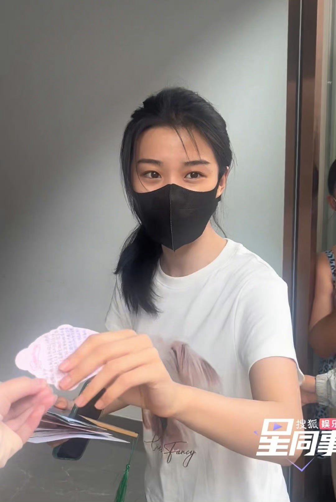 卢昱晓为什么总是这样素颜？ ​​​