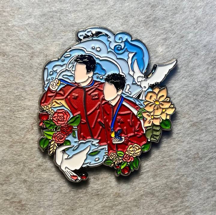 『金属徽章抽奖』祝贺孙杨汪顺一起游出好成绩，携手登上领奖台。水温计宝宝 送出金属