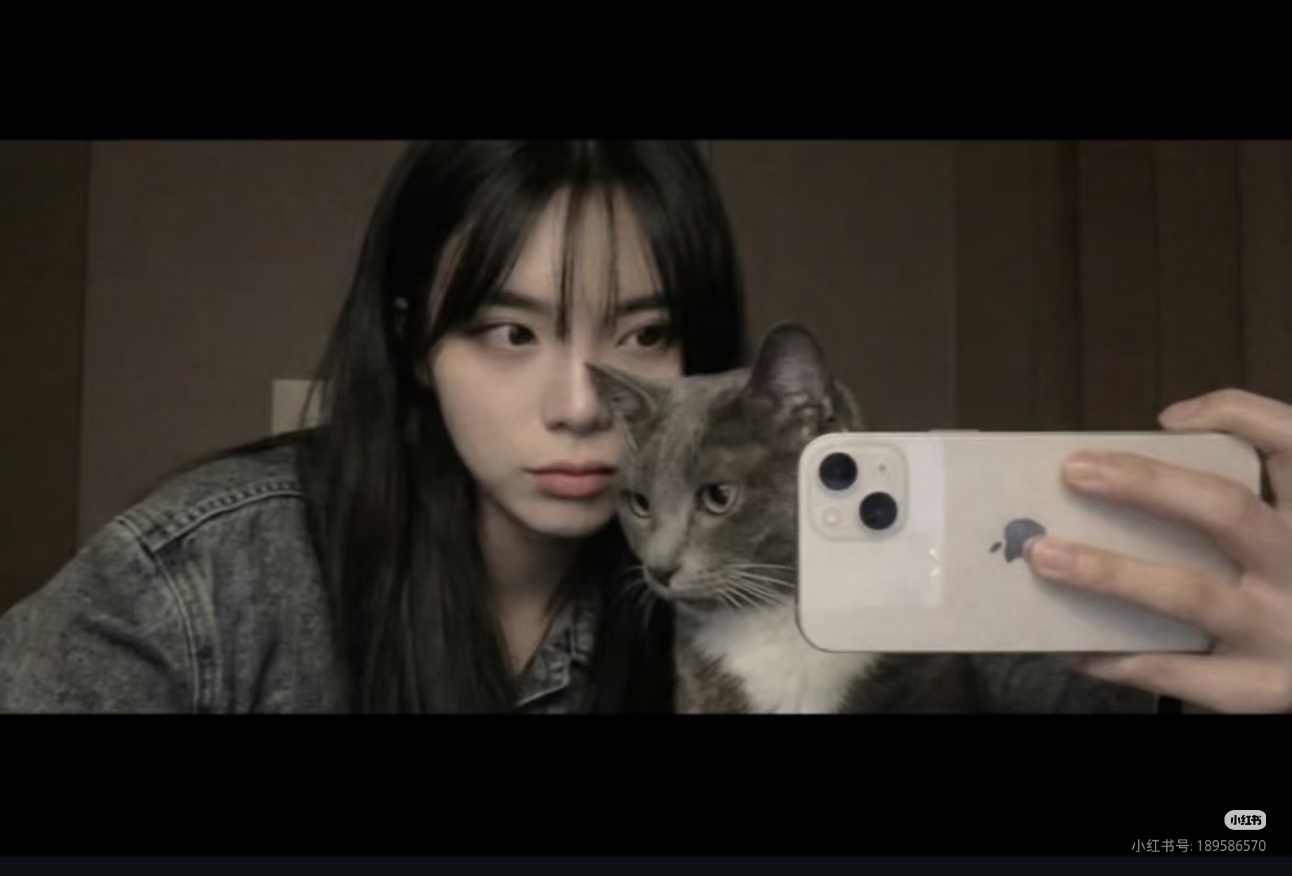 允猪妹妹好漂亮 