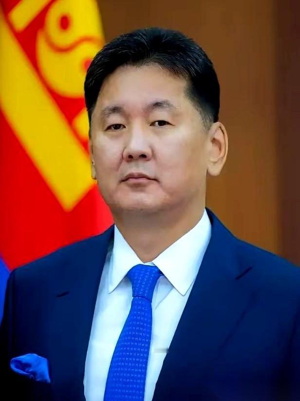 花3600万美元，修130公里铁丝网，就为了“防止牛羊走失”。
你信吗？
反正我