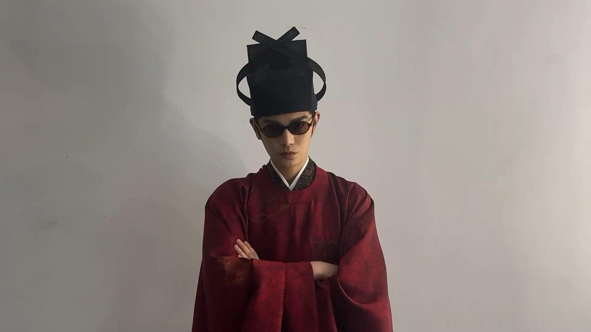 丁禹兮穿司宫令戏服跳万物生司宫令 这波反差感太有梗了！刚还是人人敬畏的赵皑，转头