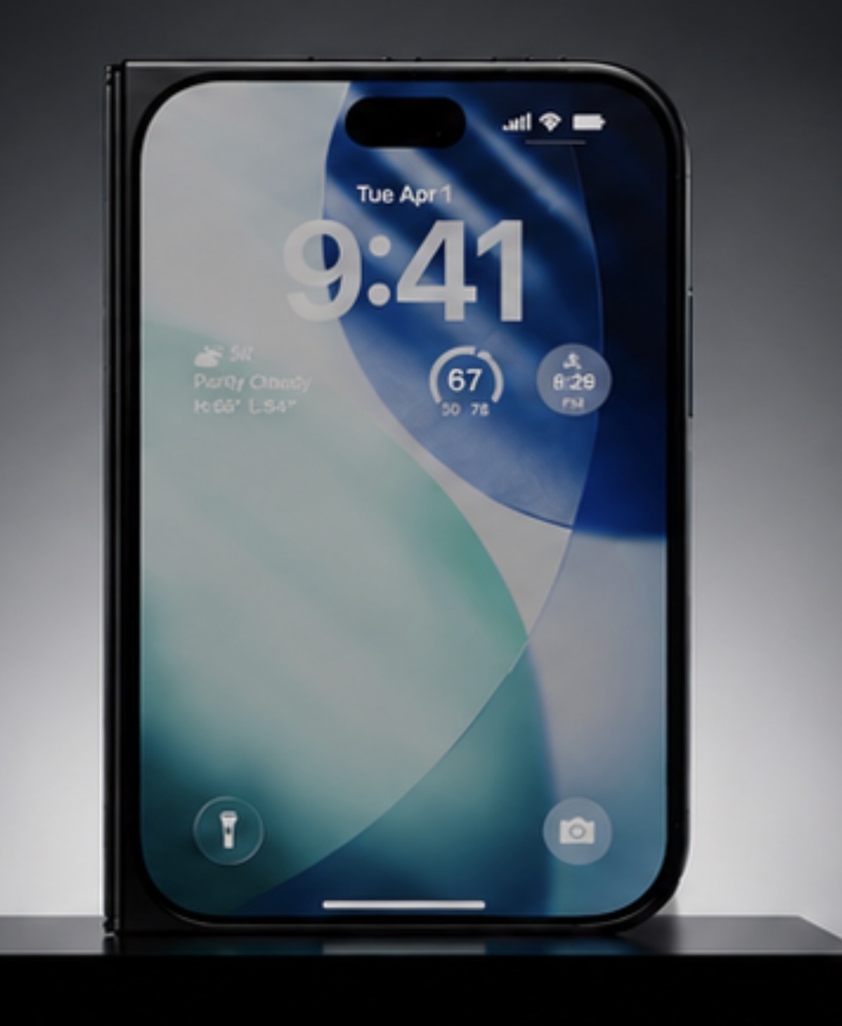 简单来说，iPhone Ultra首发阶段并不会量大管饱，备货量还是比较紧张的，