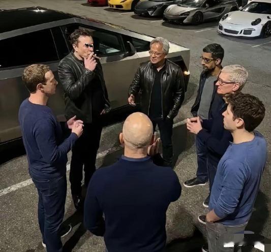 马斯克在X平台上发帖称，未来一周内将向公众开放平台推荐算法，此后每四周定期公开更