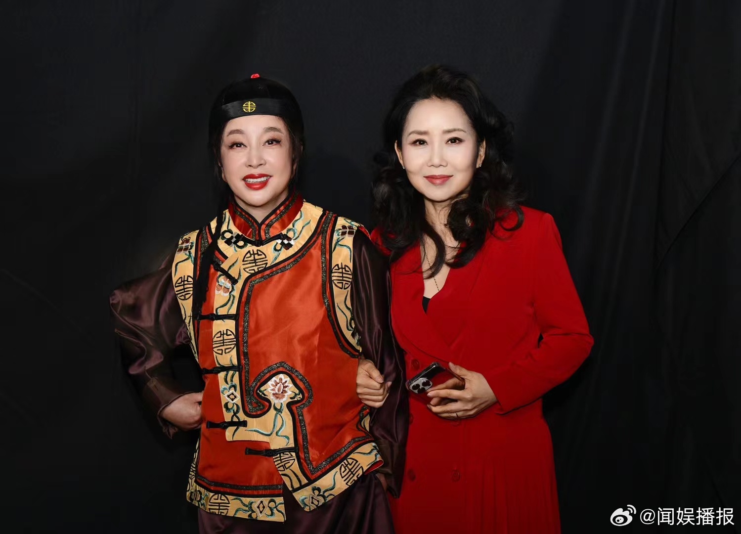 著名演员刘晓庆、歌唱家胡月，都好年轻啊！ ​​​
