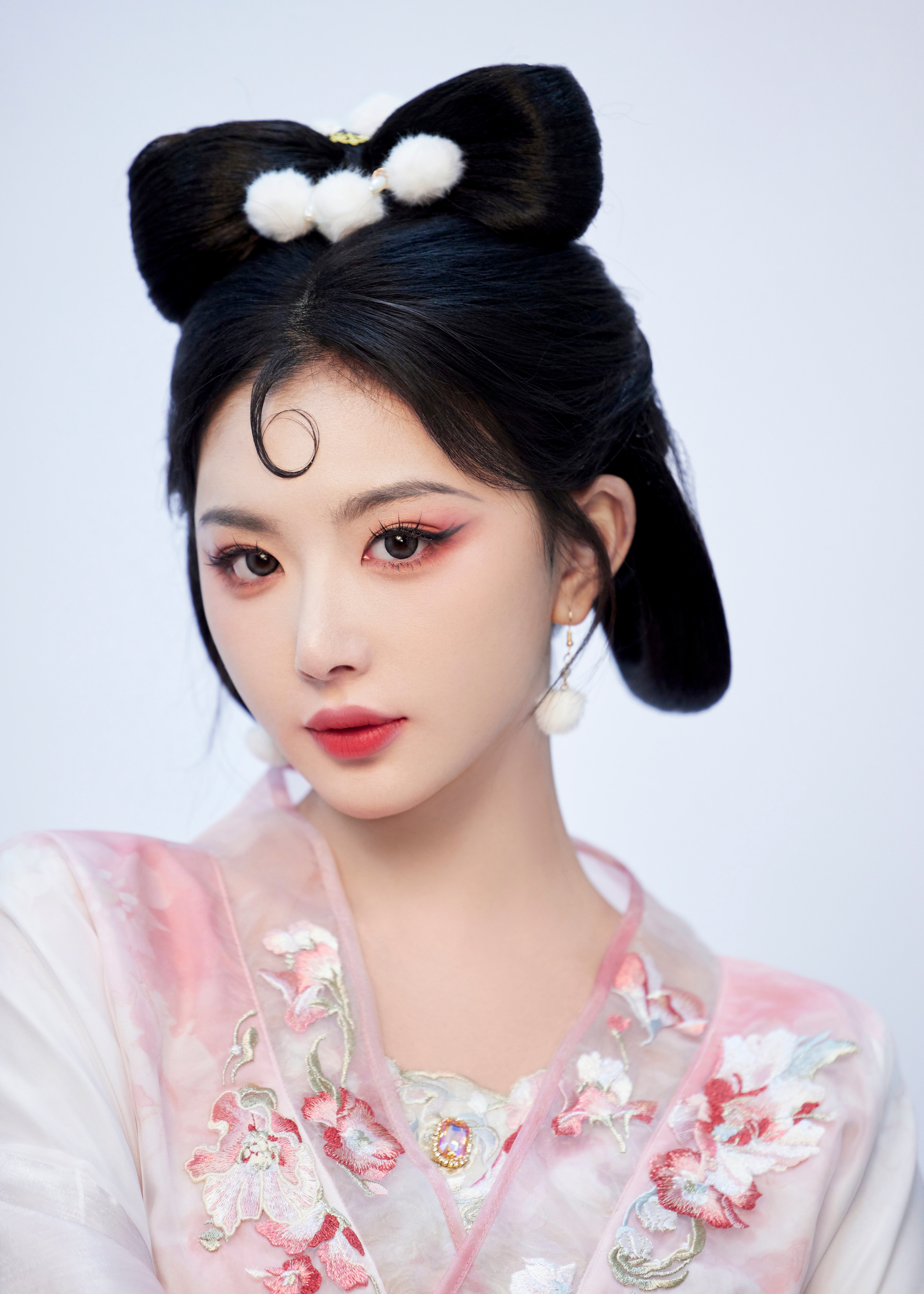 孔雪儿  粉色妲己 ​​​