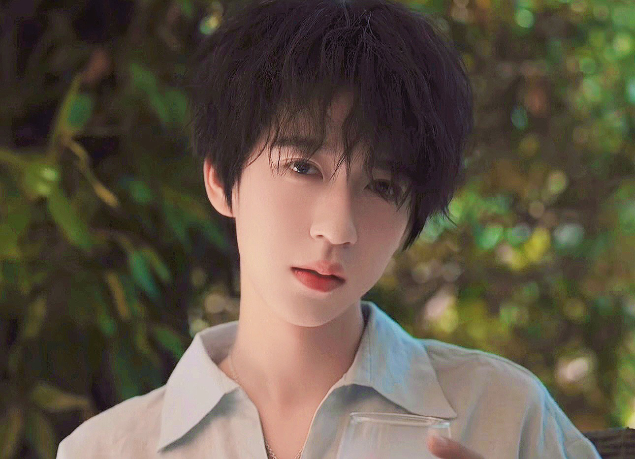 贺峻霖 ⸝ ⸝♡𝓣𝓱𝓮 𝓼𝓮𝓿𝓮𝓷𝓽𝓱 𝓴𝓲𝓼𝓼 ?
