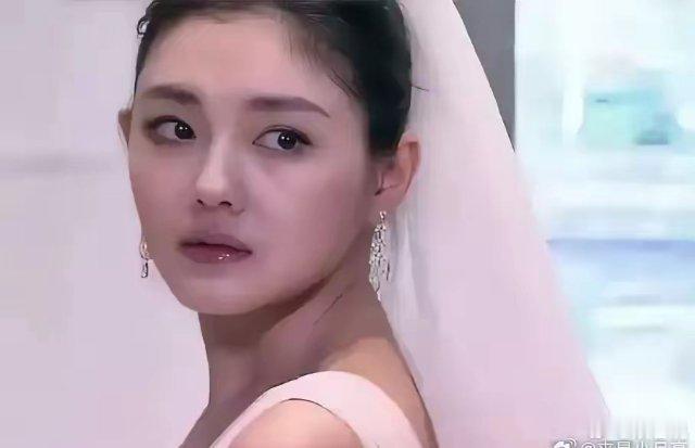 当初大S要是找这样的韩国男人，说不准就逆袭了，怎么会输的这么惨 ​​​