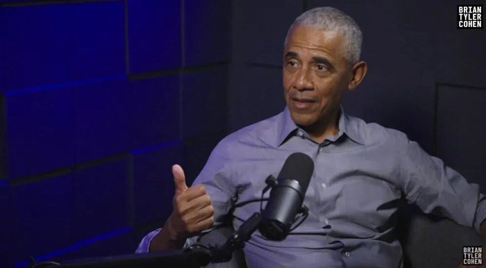 【#奥巴马称外星人的确存在#】据环球时报报道：当地时间14日，在最新发布的访谈视