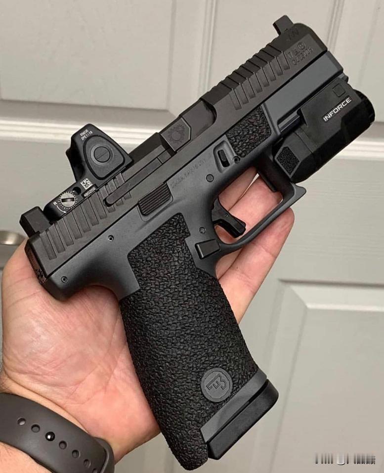 CZ P10C手枪美图