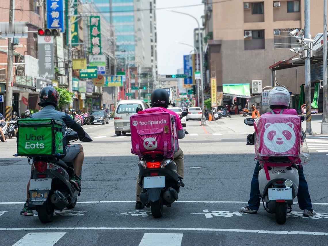 中国台湾为外卖员立法，每单收入45台币起步，外卖平台应承担更大责任。

1月6日