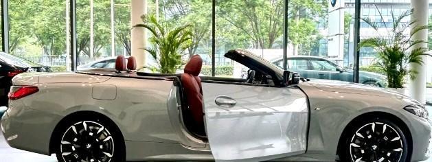 全新宝马430i，不仅是通往纯粹驾驶乐趣的入口，更是彰显个人品味的不二之选它既能