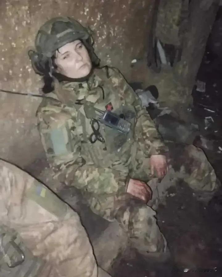 纳德扎·斯坦尼斯拉夫娜·比拉，一位乌军医护兵，她原本是医学院的学生，两年前的2月